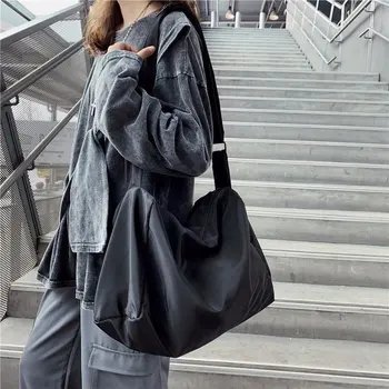 Japonska vodoodporni najlon nekaj vrečko 2022 novo preprost Joker ramenski trak Hong Kong slog messenger bag torbica ženske