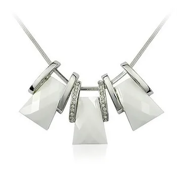 Modni beli in črni draguljev kristalno kratka ogrlica za ženske