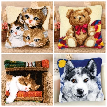 Tri Mačke Blazine Gumb Paket Zapah Kavljem Preprogo Platnu, Vezenje Preprogo Crocheting Foamiran Tapijt Pletene Diy Zapah Kavljem Kompleti