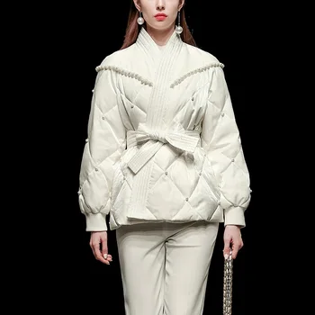 Zimska jakna ženske 2021 nova moda belo črn kratek beaded kravato pasu navzdol zgosti bela raca navzdol jakna ženske